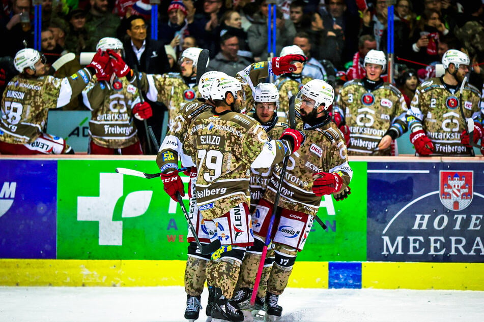 Volle Leidenschaft auf dem Eis – die Eispiraten kämpfen im Heimspiel gegen den EC Bad Nauheim um den Sieg!