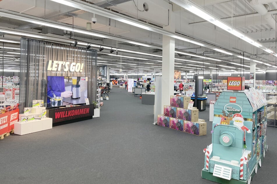 Sonntag (30.11.) öffnet MediaMarkt Rostock-Sievershagen von 12 bis 17 Uhr mit vielen Angeboten.