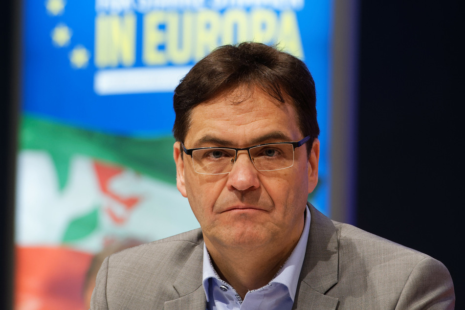 Peter Liese (55, CDU) fordert Impfungen vor Großveranstaltungen.