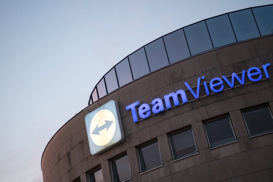 Das Logo des Software-Herstellers Teamviewer am Hauptsitz in Göppingen.