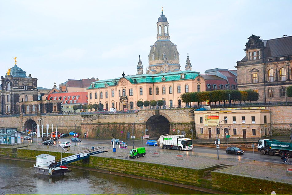 Nehlsen Sachsen sucht Kraftfahrer (m/w/x) und Beifahrer (m/w/x) in Dresden.
