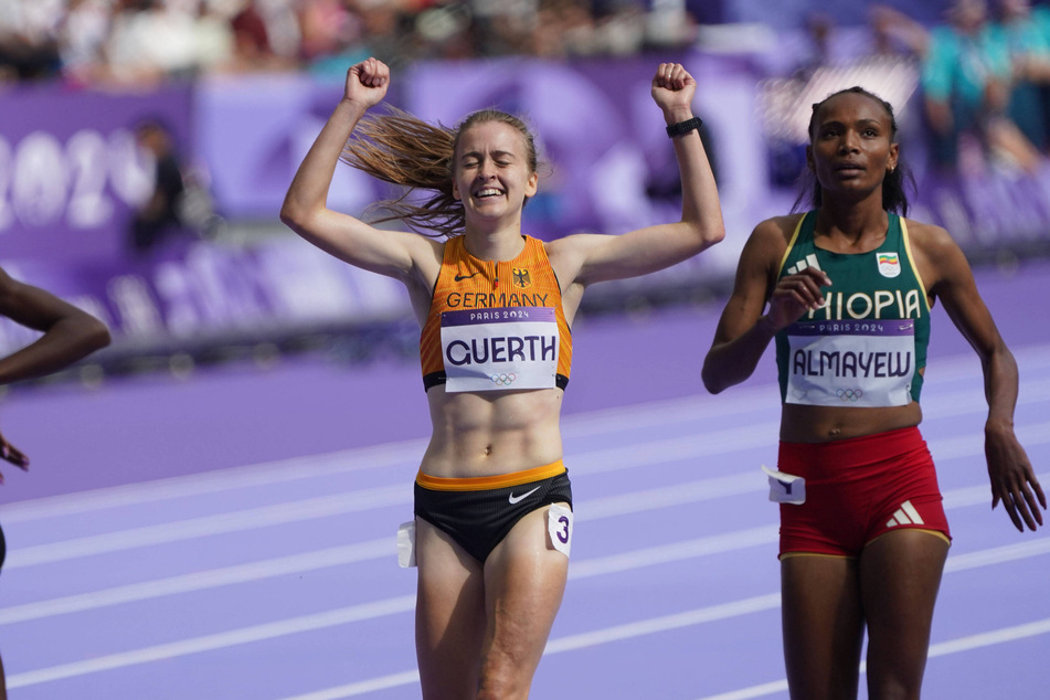 Zu früh gefreut: Einige Minuten nach diesem Bild kam das böse Erwachen für die deutsche Leichtathletin.