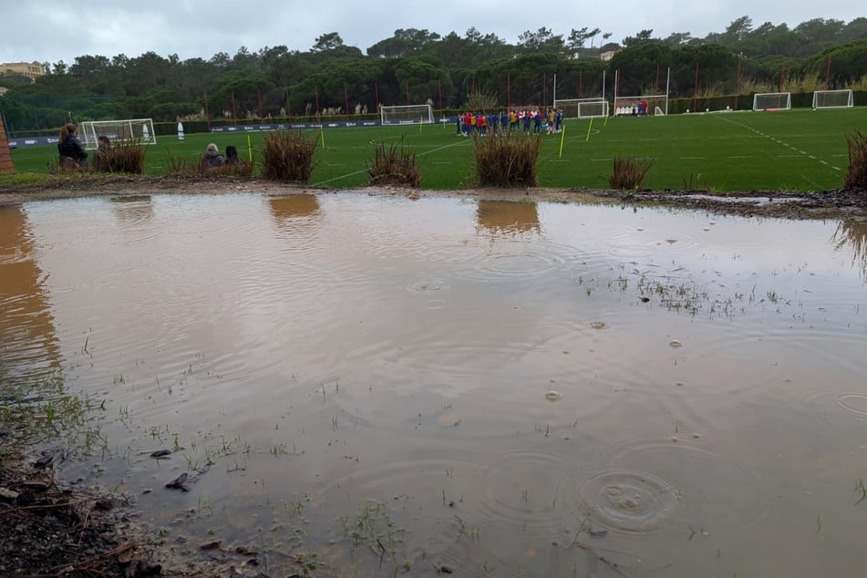 Der Regen tat der Einheit keinen Abbruch.