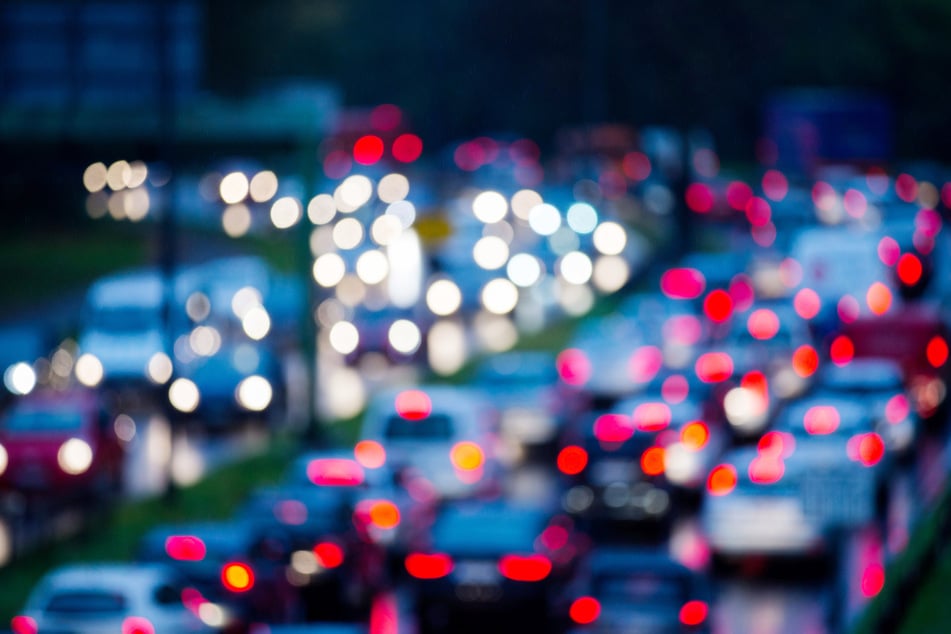 Auf den Autobahnen in Nordrhein-Westfalen kann es aufgrund eines Streiks zu Einschränkungen kommen. (Symbolfoto)
