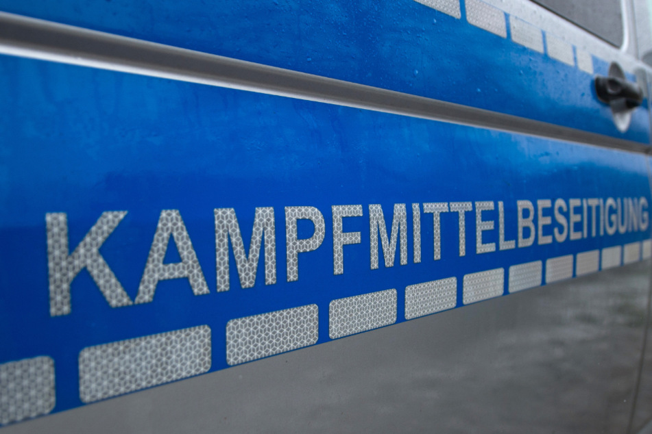 Spezialisten des Kampfmittelbeseitigungsdiensts identifzierten den Gegenstand als eine Wurfmine aus dem Jahr 1918. (Symbolbild)