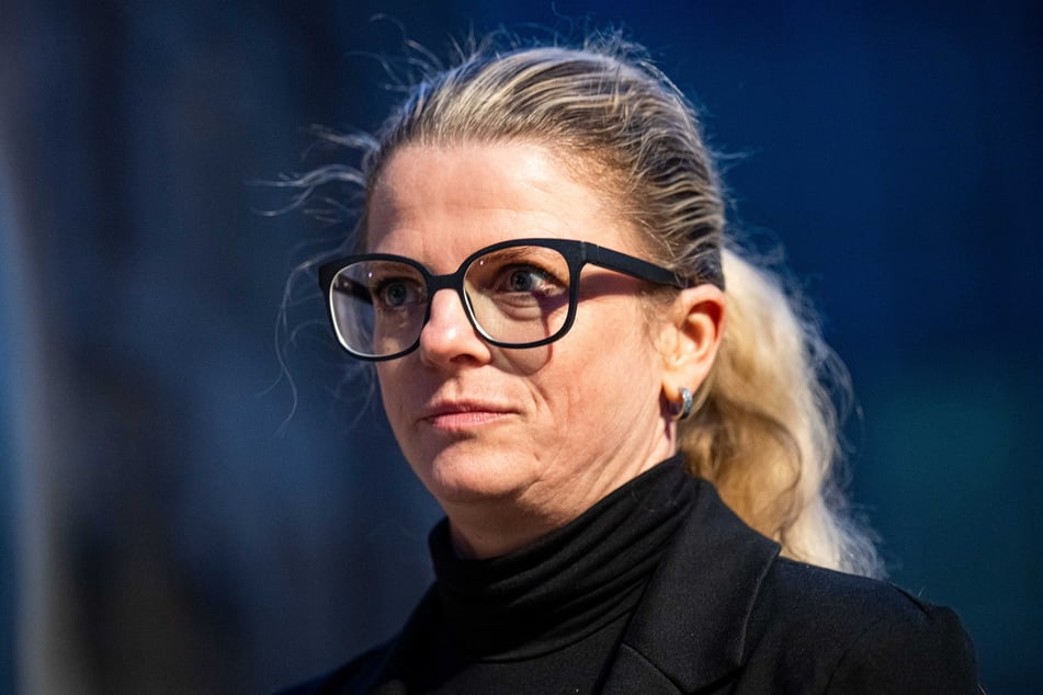 Die sächsische Linken-Fraktionsvorsitzende Susanne Schaper (48) sieht in den Zahlen das Ergebnis ungerechter Politik.