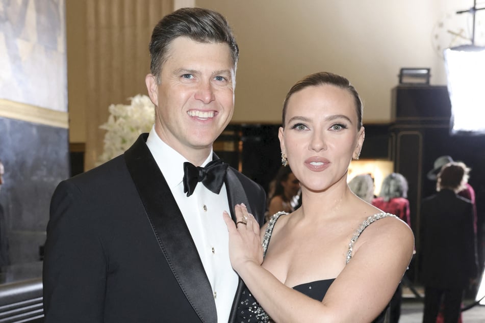 Scarlett Johansson (40) und Colin Jost (42) sind seit 2020 verheiratet.