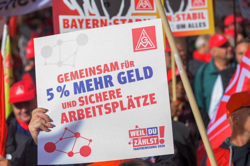 Den Auftakt zu den Warnstreiks machen die Beschäftigten bei einem Münchner Unternehmen. (Symbolfoto)