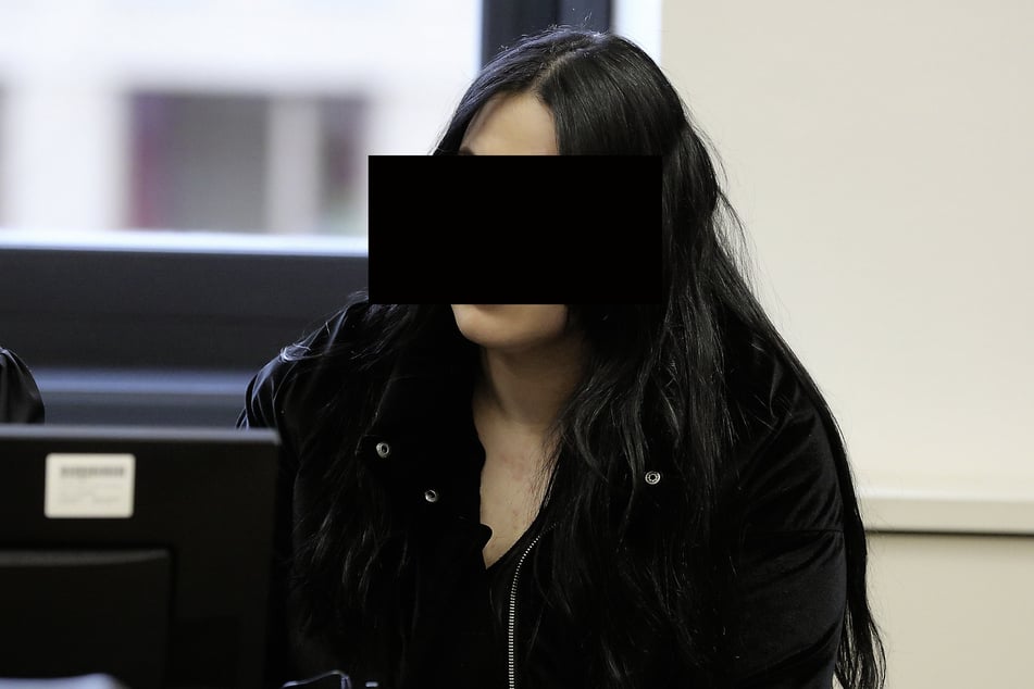 Amanda S. (27) soll bei den Diebstählen mitgemischt haben.