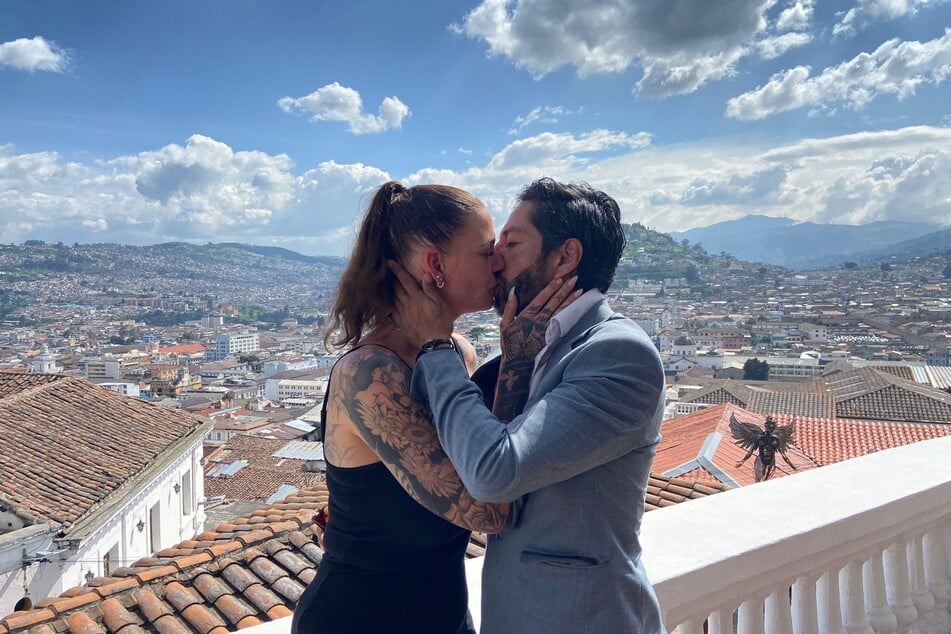 Die große Liebe oder eher nur billiges Zurschaustellen für ein paar Euro? Das kann bei "Amore unter Palmen" jeder selbst beurteilen.