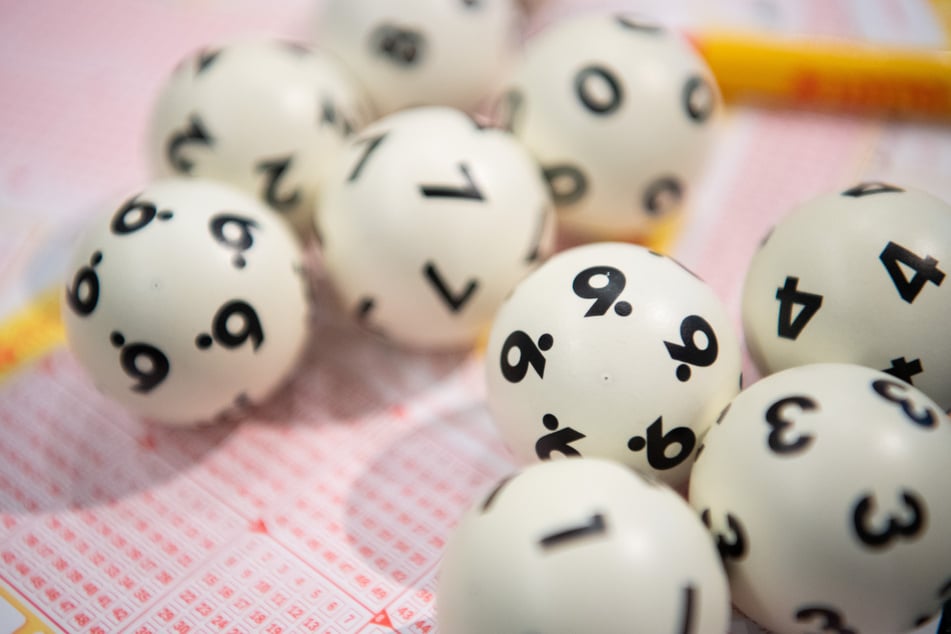 Zahlreiche Sachsen versuchen regelmäßig, sechs Richtige zu tippen und den Jackpot abzuräumen.