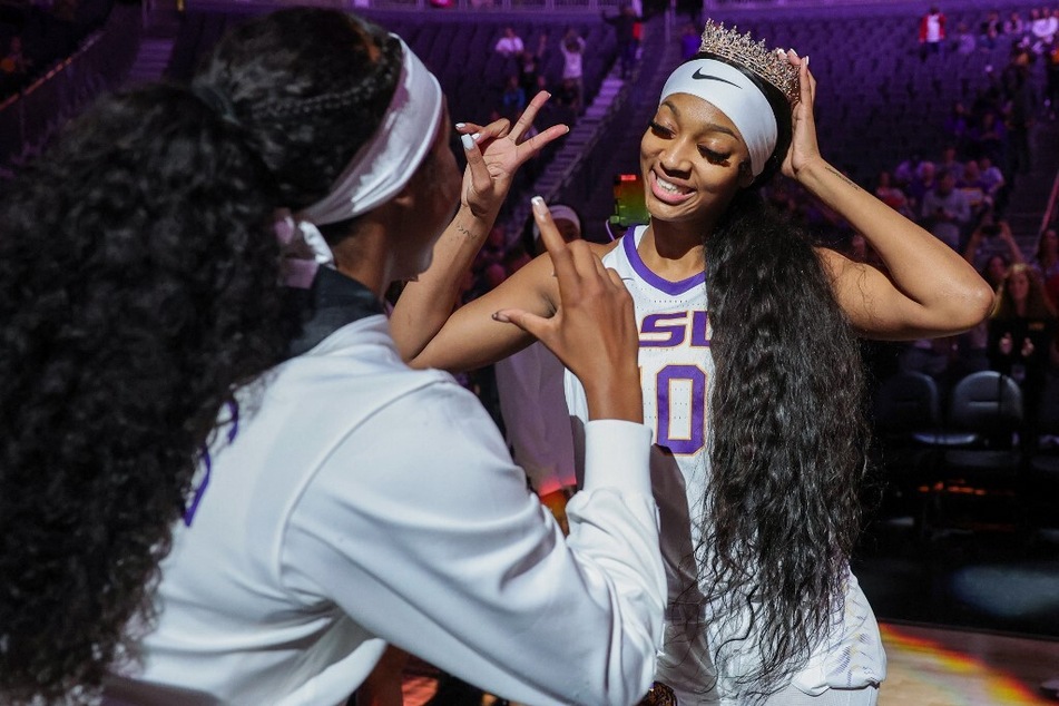 Angel Reese earned massive praise from fans for her generous gift to her LSU teammates.
