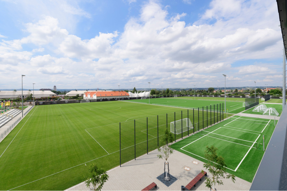 Das neue Trainingszentrum von Dynamo Dresden kostete knapp 20 Millionen Euro. Ob sich Dresden an den Kosten nochmals beteiligt ist unklar.