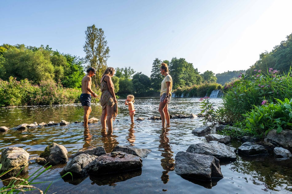 An der Badestelle in der Zschopau an der Fünferbrücke erfrischen sich Badebegeisterte besonders gerne.