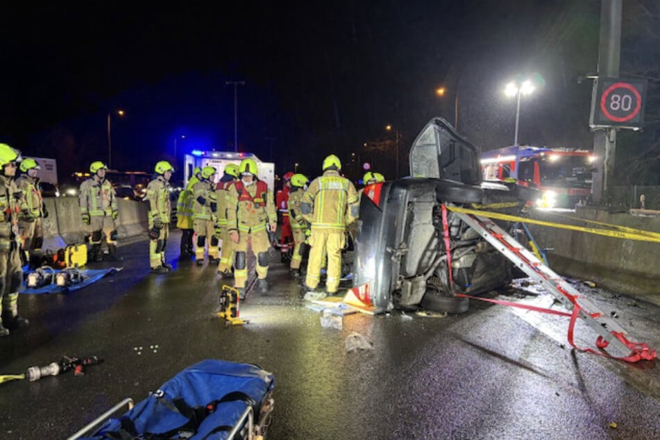 Eine Feuerwehrfrau entdeckte den Wagen auf ihrem Heimweg.