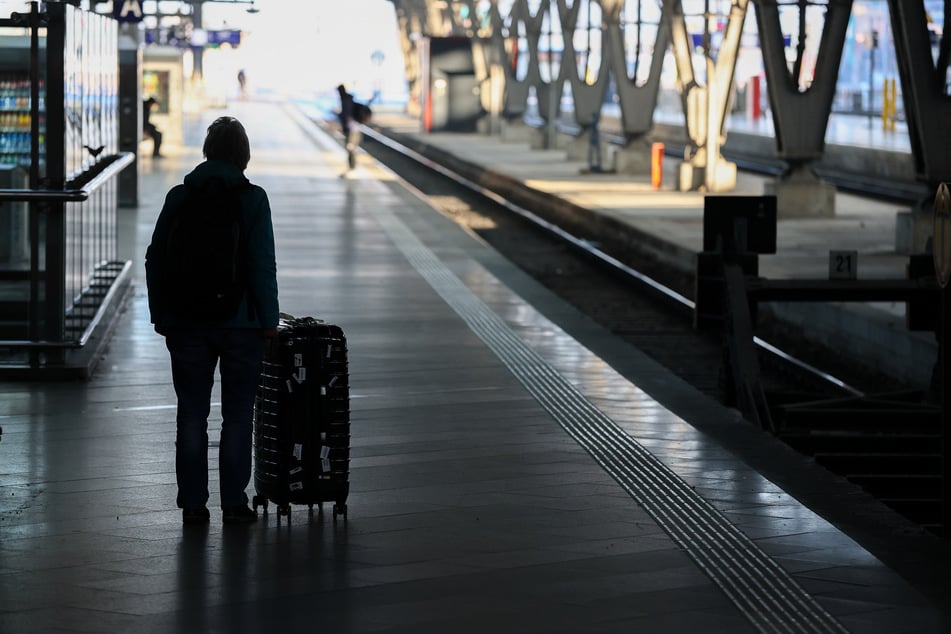 GDL legt Deutschland mit 6-Tage-Streik lahm: Deutsche Bahn trifft Vorbereitungen