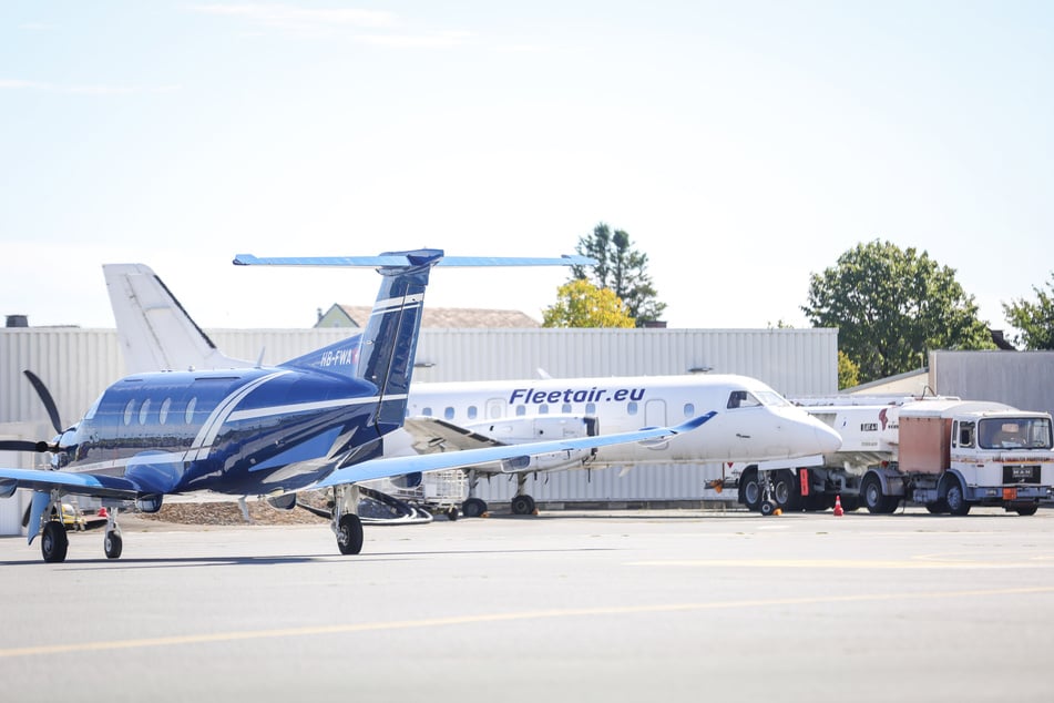 Am 1. September startete FlyVini mit dem ersten Hin- und Rückflug zwischen Mönchengladbach und dem Flughafen Hof-Plauen.