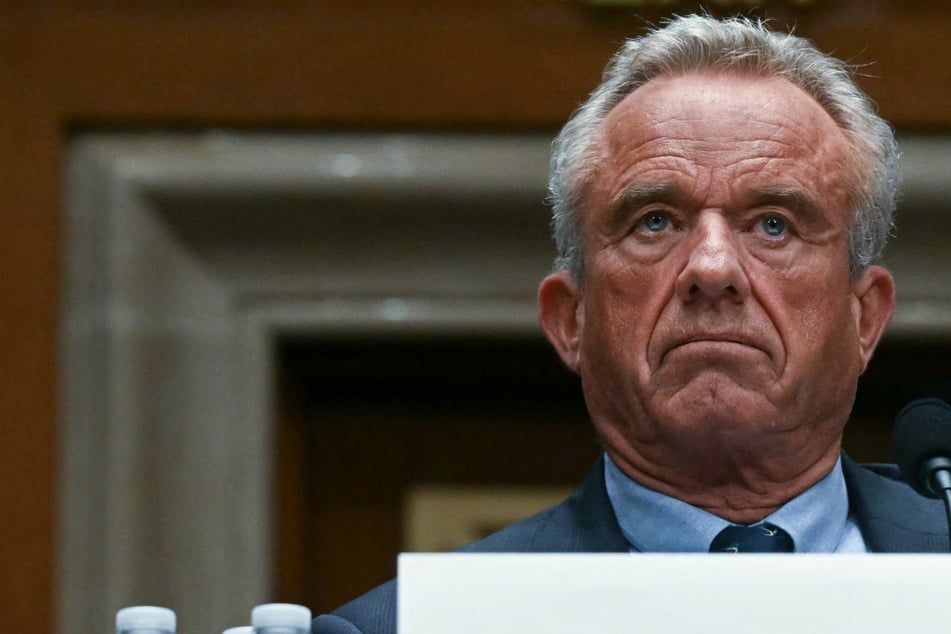 Robert F. Kennedy Jr. says he "doesn't want to give advice" as he's grilled on vaccine stance