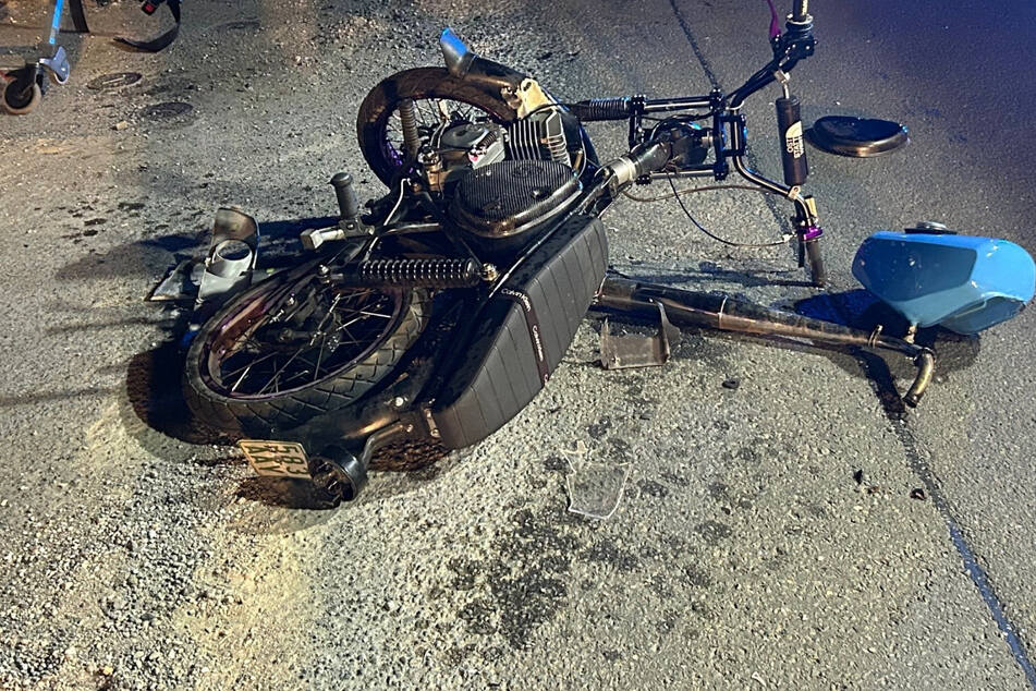 Schwerer Simson-Crash im Harz: Zwei Verletzte