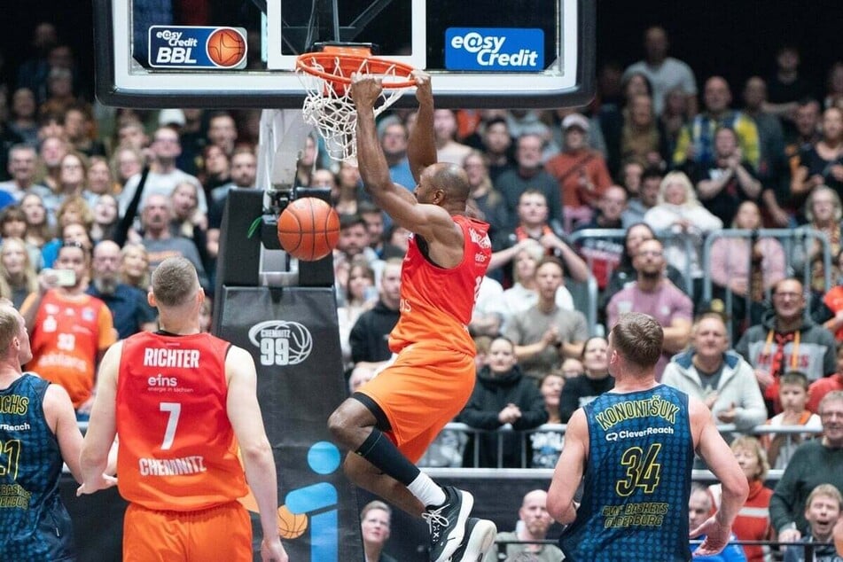 Beeindruckend! Niners-Spieler DeAndre Lansdowne machte den Sieg für die Chemnitzer klar, kam am heutigen Sonntagabend auf 28 Punkte.