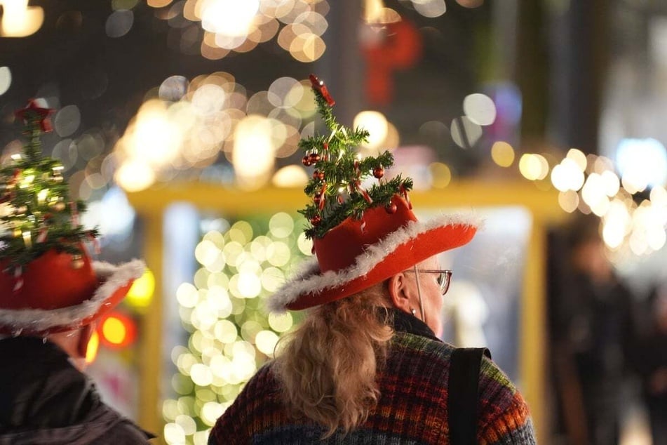 Auch nach den Weihnachtsfeiertagen können Weihnachtsfans noch über die passenden Märkte schlendern. (Symbolfoto)