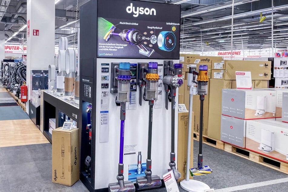 Bei MediaMarkt ist Dyson V12 Detect Slim Absolute am Samstag (14.12.) im Angebot