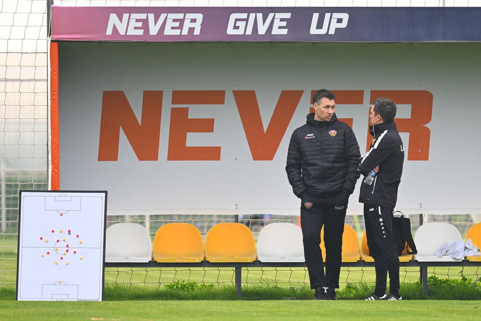 Sportgeschäftsführer Sören Gonther (39, l.) und Trainer Thomas Stamm (42) im Türkei-Camp. Beide haben Hand in Hand den Kader verstärkt.