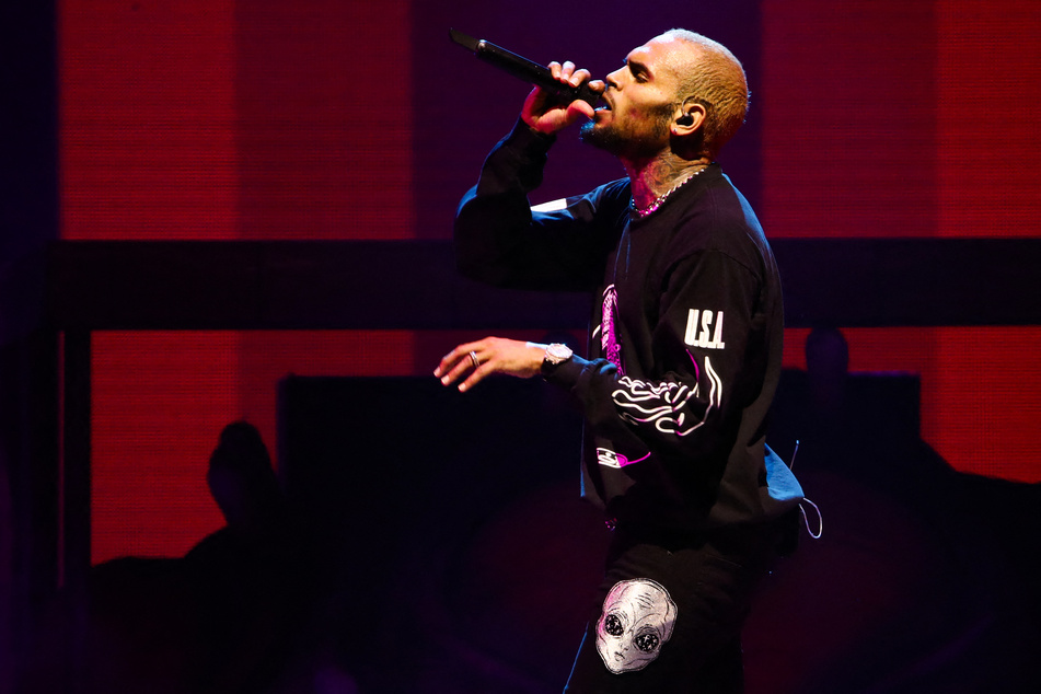 Chris Brown received love from his friends in the industry after the AMAs allegedly pulled his tribute to Michael Jackson.