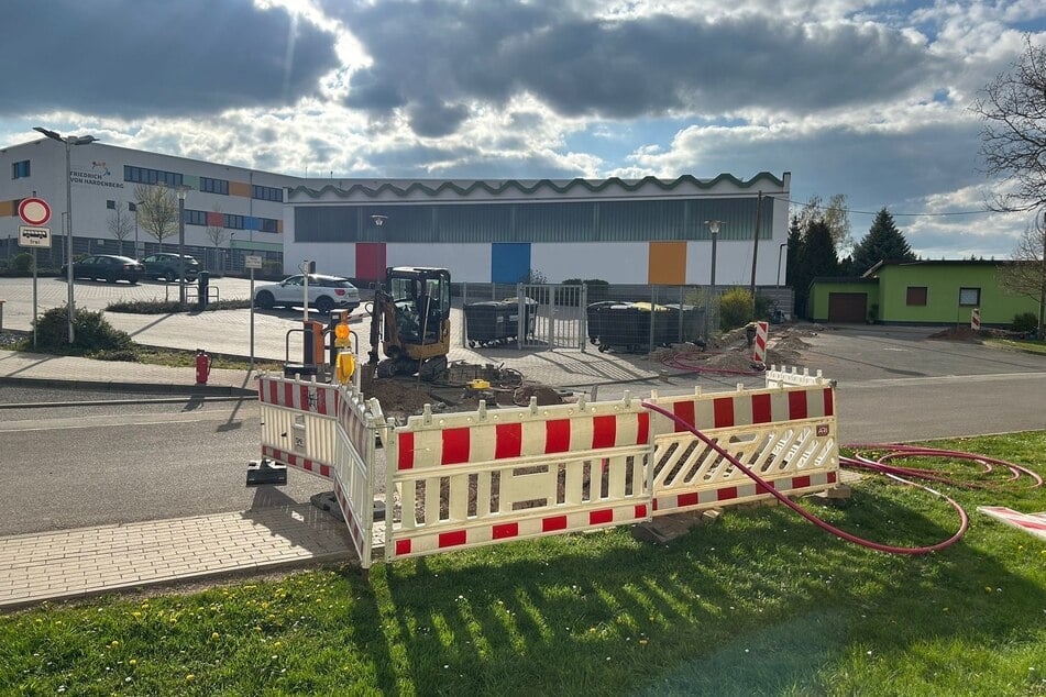 Die Bauarbeiten waren nach der Beschädigung der Gasleitung umgehend eingestellt worden.