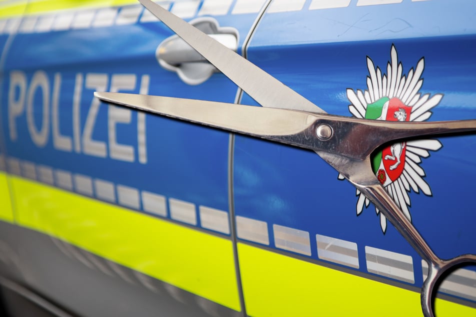 Warum der 26-Jährige zur Schere gegriffen und damit auf den 33-Jährigen eingestochen haben soll, wird durch die Polizei ermittelt. (Symbolfoto)