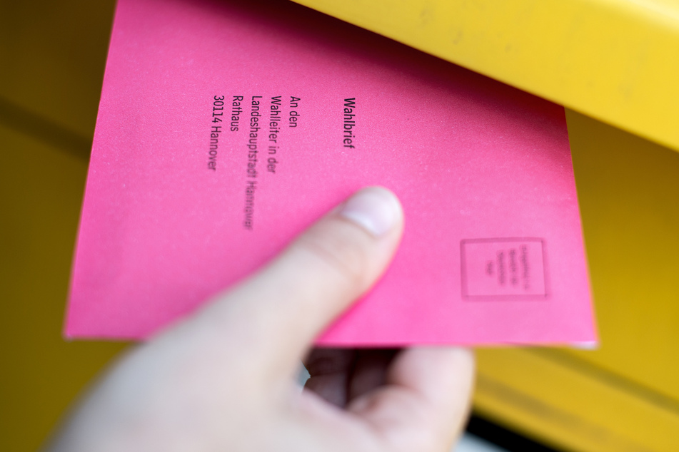 Könnten Stimmzettel bei bevorstehenden Wahlen demnächst automatisch an Bürger verschickt werden?