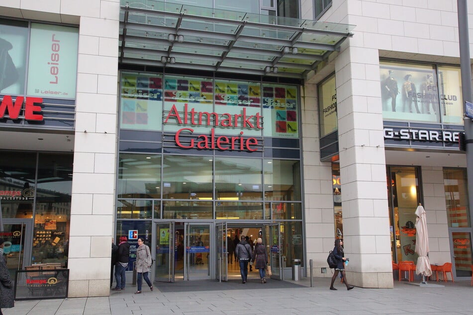 In der Altmarkt-Galerie: Diebe erbeuten acht Apple-Smartphones