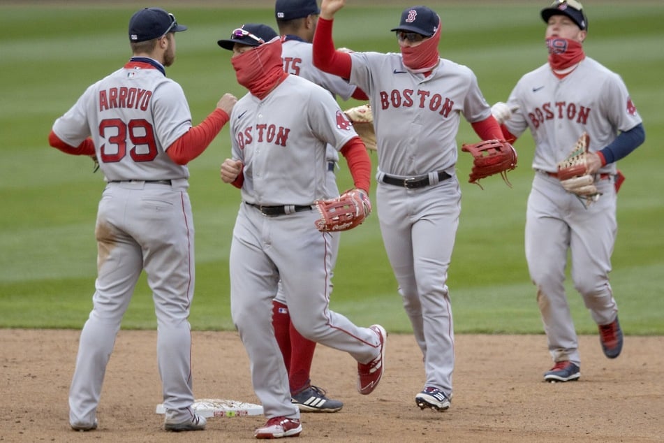 Boston Red Sox won against the White Sox 11-4 on Monday afternoon