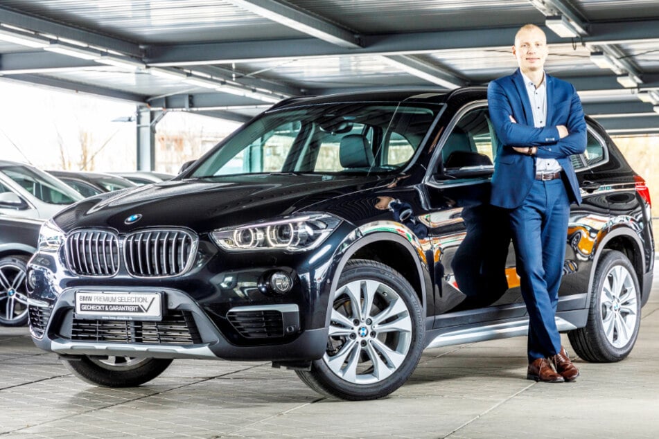 Ferenc Pecsics, Verkaufsleiter Gebrauchte Automobile, und sein Verkaufsteam haben auch für Euch den richtigen jungen Gebrauchten Im Angebot.