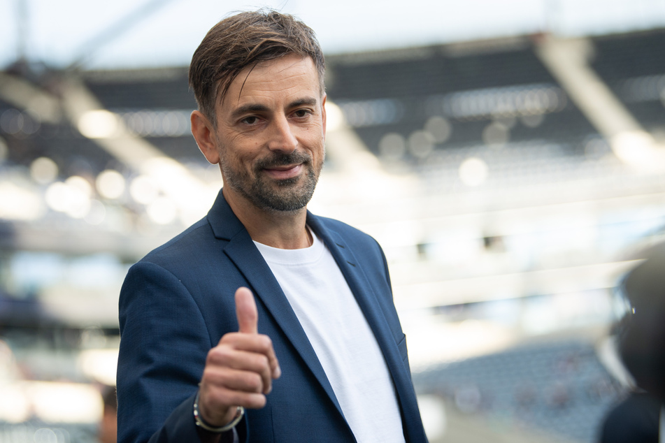 Eintracht Frankfurts Cheftrainer Niko Arnautis (42) war schon vor dem Spiel positiv gestimmt.