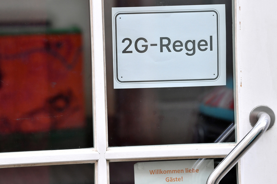 Ab kommenden Montag werden in Erfurt 2G-Bändchen für den Einzelhandel eingeführt. Das soll das Einkaufen erleichtern.
