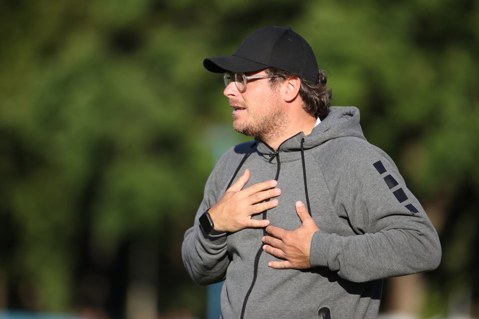 Der Deutsch-Italiener steht nicht nur für gepflegten Offensivfußball, sondern bringt viel Empathie und Temperament mit.