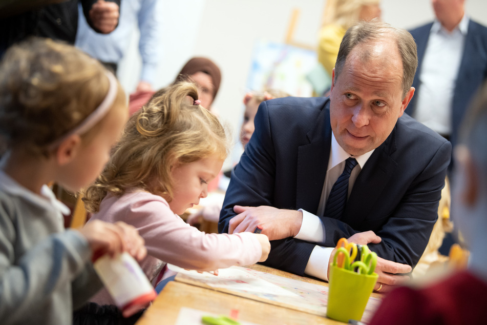 NRW-Familienminister Joachim Stamp (50, FDP).