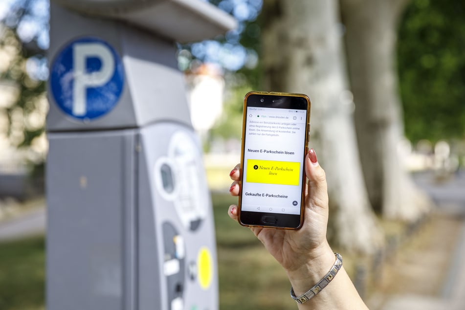 Der E-Parkschein wird in Dresden für eine kurze Zeit außer Betrieb genommen.