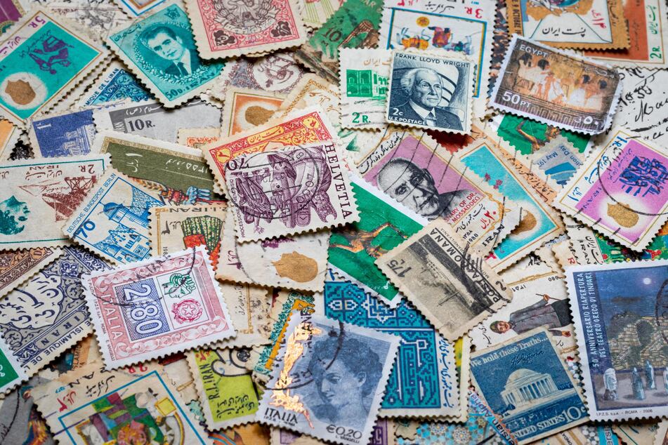 Unter anderem Briefmarken werden bei der Ostsächsischen Sammlerbörse gehandelt.