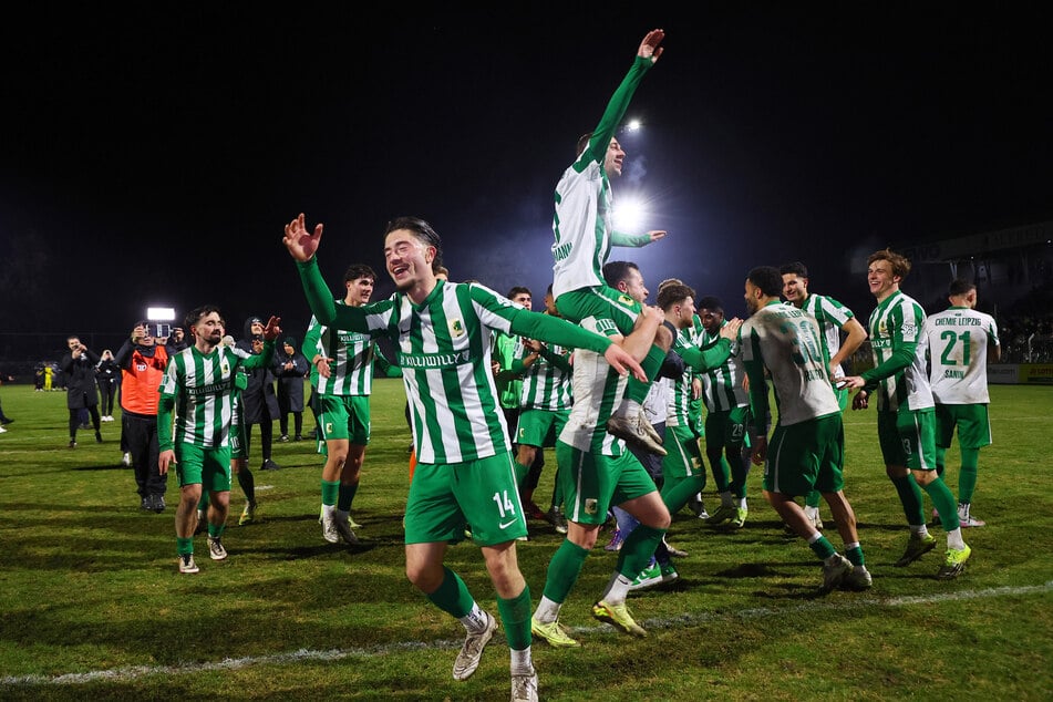 Jubel in Leipzig - der CFC verlor sein Nachholspiel am Mittwochabend bei der BSG Chemie Leipzig mit 1:2 (1:0).