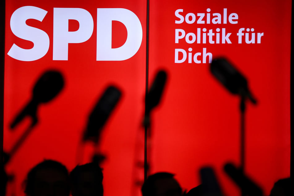 SPD-Mitglieder bei Wahlkampf-Veranstaltung attackiert: "Schwelle für rechtsextreme Angriffe sinkt!"