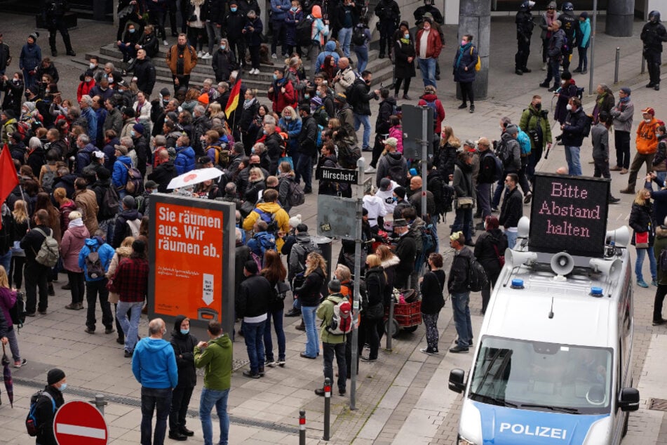 In der Hirschstraße spitzt sich die Situation zu.