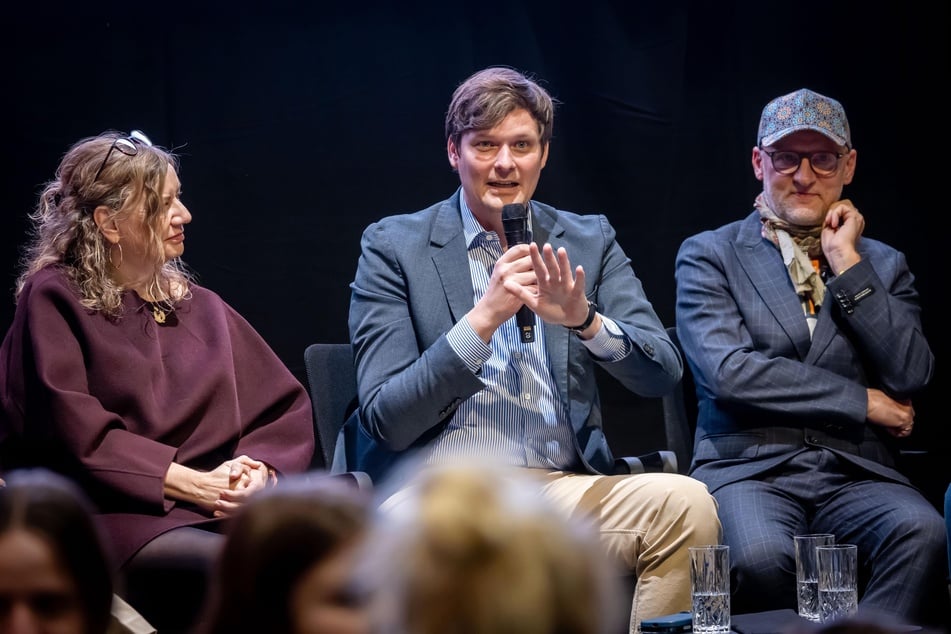 Kultusminister Conrad Clemens (42, CDU, M.) stellte sich klugen Schülerfragen zu künstlicher Intelligenz.