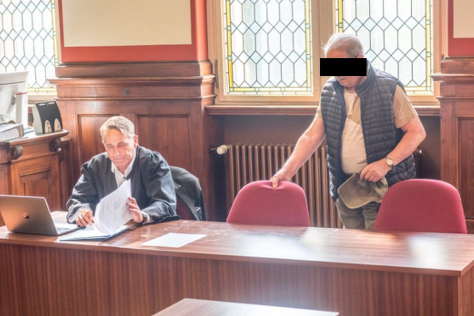Der 83-Jährige räumte seine Tat sofort ein.