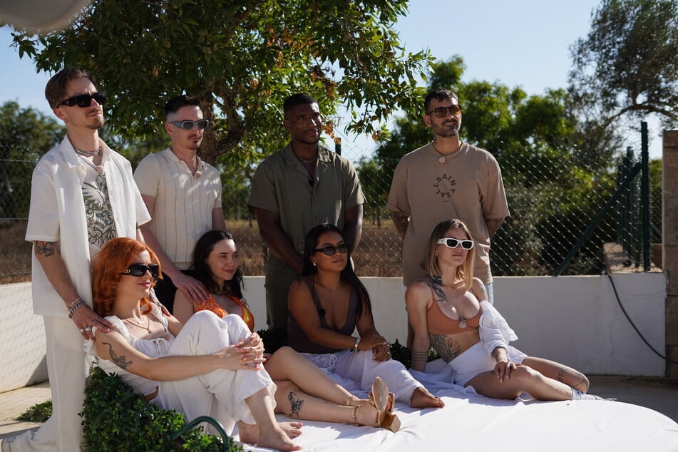 Diese vier Paare wagen sich in das Abenteuer "House of Love and Lustery".