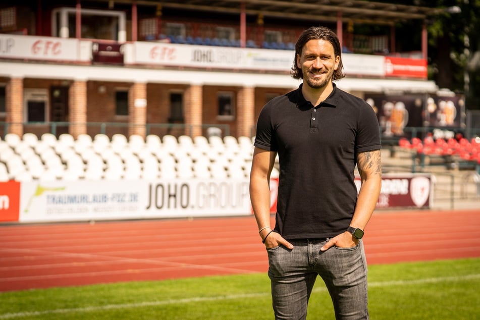 Gemeinsam mit Sportdirektor und Weggefährte Matthias Rahn (36) muss Karim einen fast komplett neuen Kader bauen.