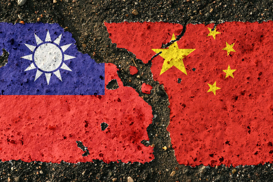 China vows military pressure on Taiwan will "continue"