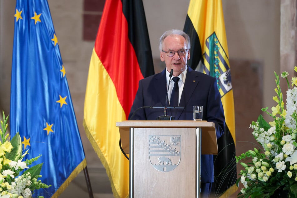 Sachsen-Anhalts Ministerpräsident Reiner Haseloff (71, CDU) sieht nach der Wiedervereinigung eine "enorme Entwicklung" im Land. (Archivbild)