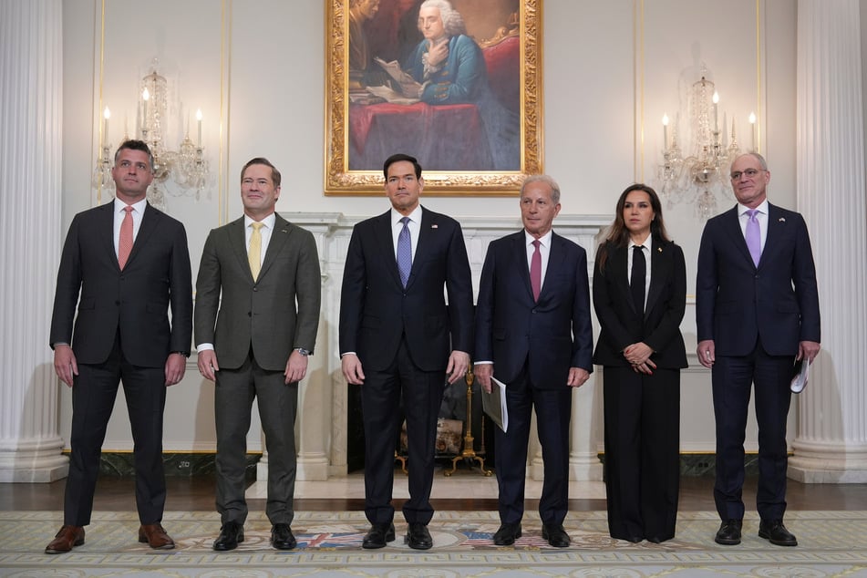 Zum ersten Mal seit Jahrzehnten sind libanesische und israelische Vertreter zu politischen Gespräche in Washington zusammengekommen.